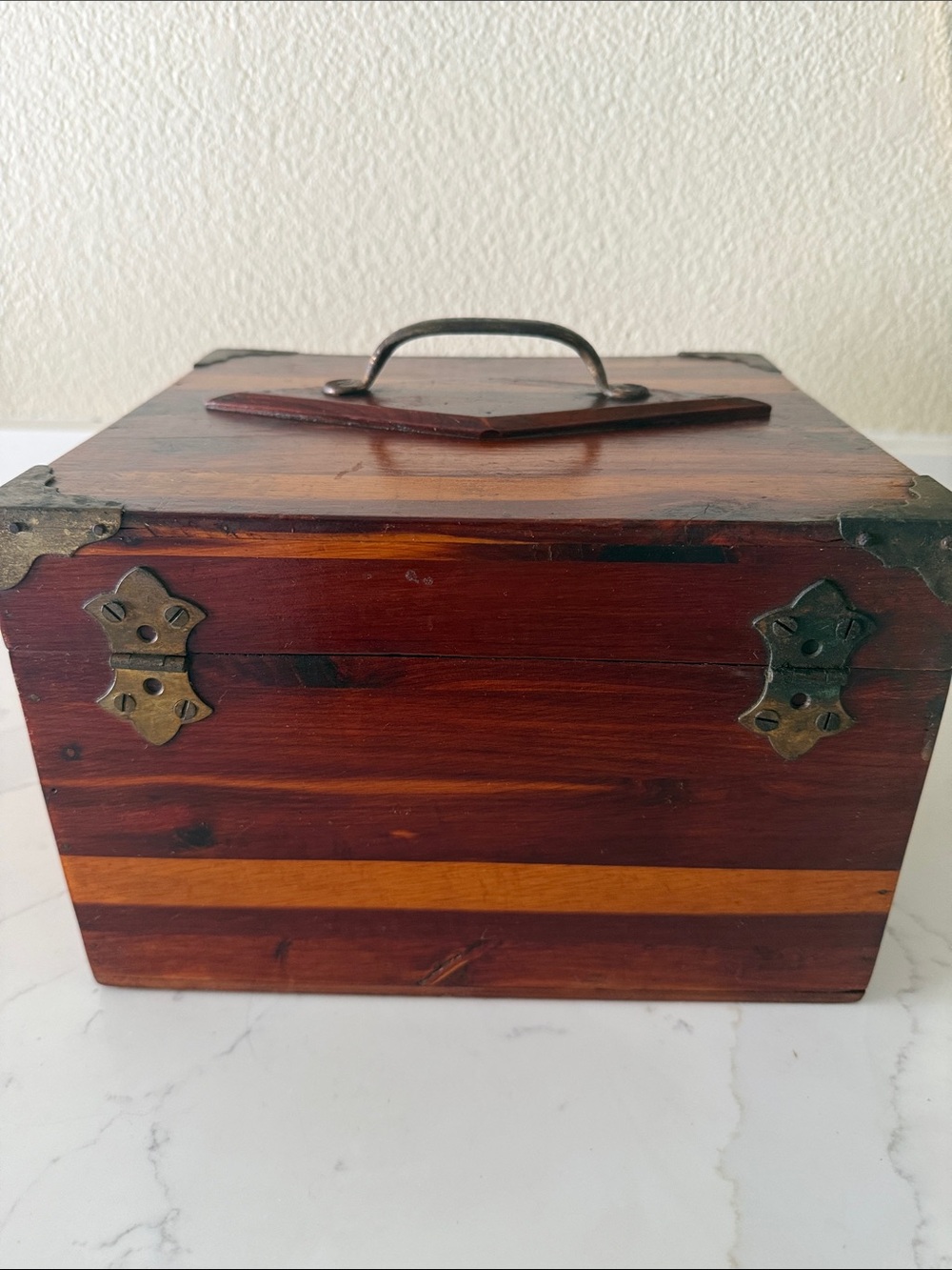 Rustic Cedar Storage Box Chest Handmade - Picture 9 of 12